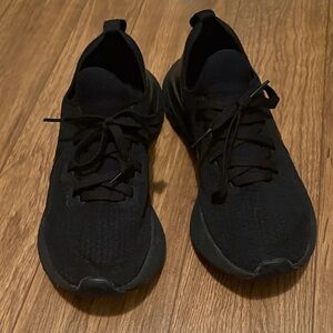 Nike Black Athletic Sneakers